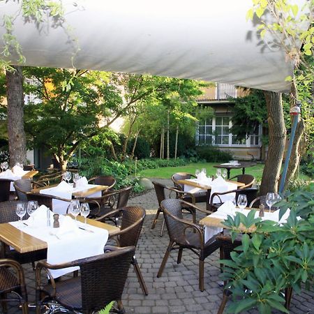 Ringhotel Zum Goldenen Ochsen Stockach Exterior photo